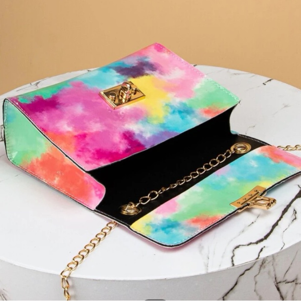 Small tie dye purse - Picture 3 of 9
